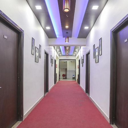 Collection O Shyam Vatika Banquet And Rooms Surat Exterior foto