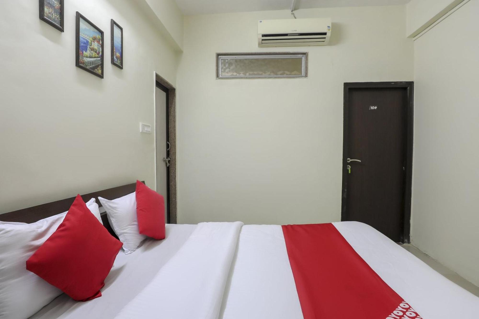 Collection O Shyam Vatika Banquet And Rooms Surat Exterior foto